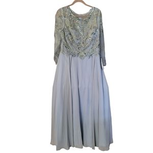 NWT Xscape formal gown with beading- 16P